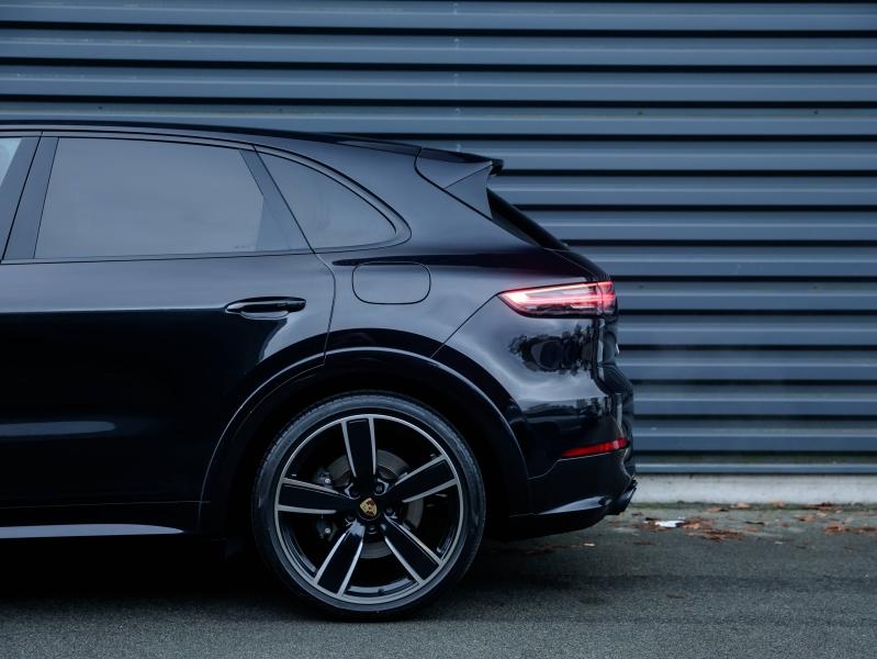 Voitures occasions PORSCHE CAYENNE E-Hybrid Platinum Ed Villeneuve-d'Ascq