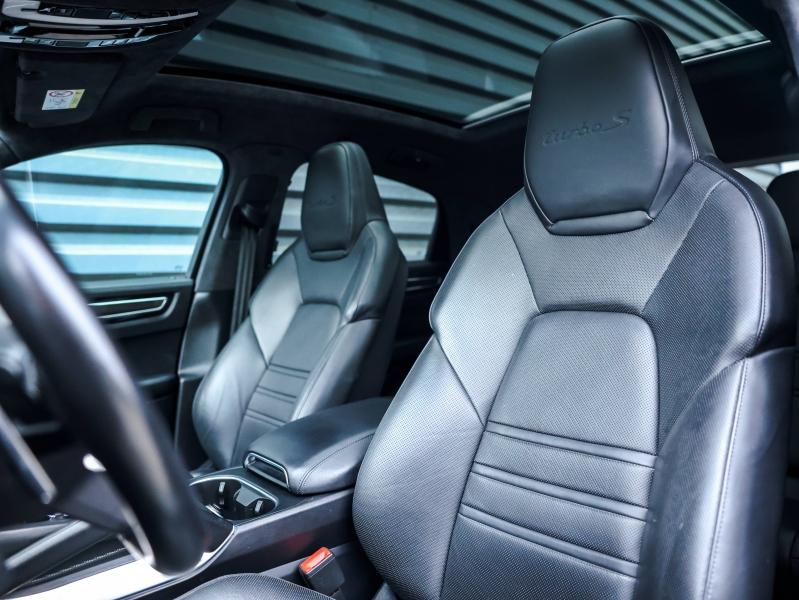 Voitures occasions PORSCHE Cayenne Coupe Turbo S E-Hybrid Villeneuve-d'Ascq