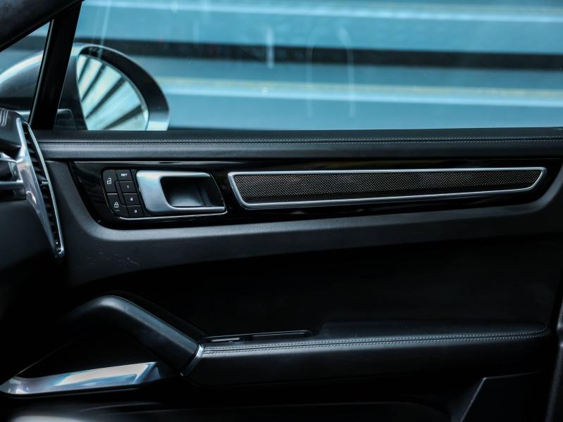 Voitures occasions PORSCHE Cayenne Coupe Turbo S E-Hybrid Villeneuve-d'Ascq