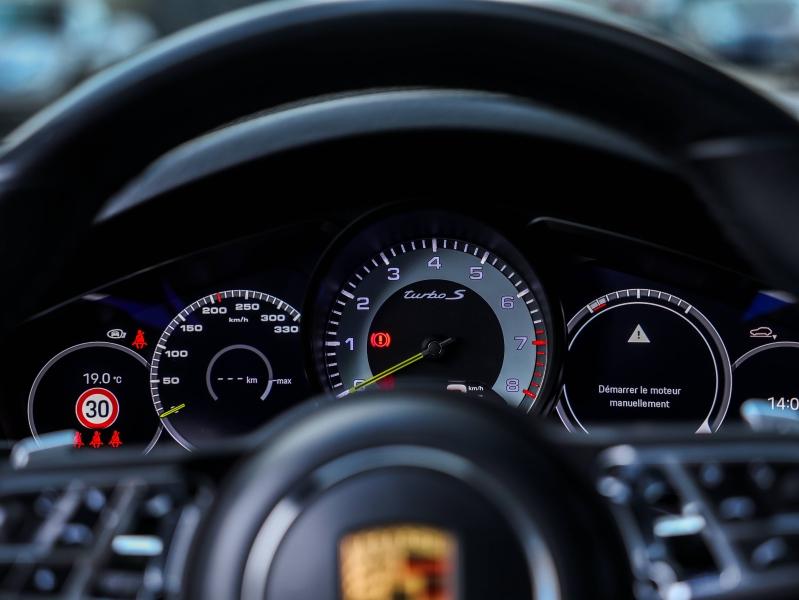 Voitures occasions PORSCHE Cayenne Coupe Turbo S E-Hybrid Villeneuve-d'Ascq