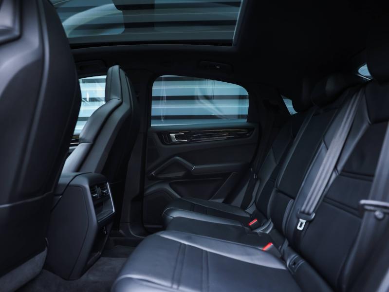 Voitures occasions PORSCHE Cayenne Coupe E-Hybrid Villeneuve-d'Ascq