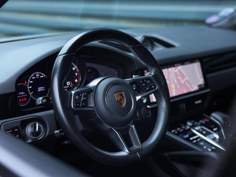 Voitures occasions PORSCHE Cayenne Coupe E-Hybrid Villeneuve-d'Ascq