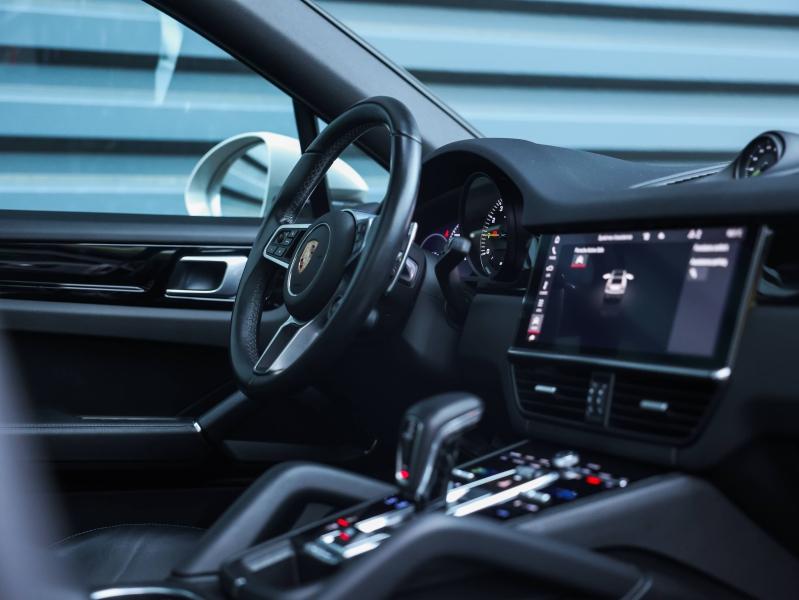 Voitures occasions PORSCHE Cayenne Coupe E-Hybrid Villeneuve-d'Ascq