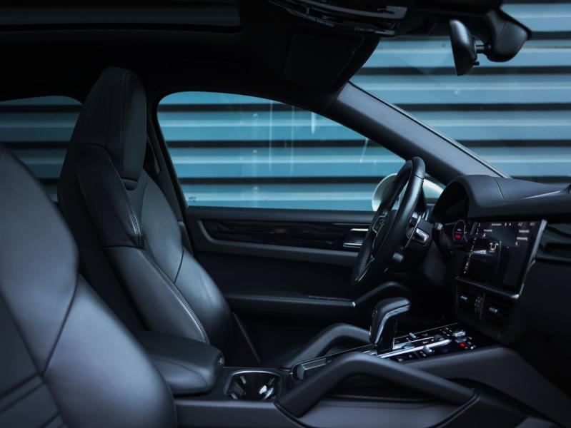 Voitures occasions PORSCHE Cayenne Coupe E-Hybrid Villeneuve-d'Ascq