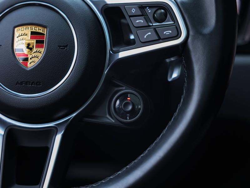 Voitures occasions PORSCHE Cayenne Coupe E-Hybrid Villeneuve-d'Ascq