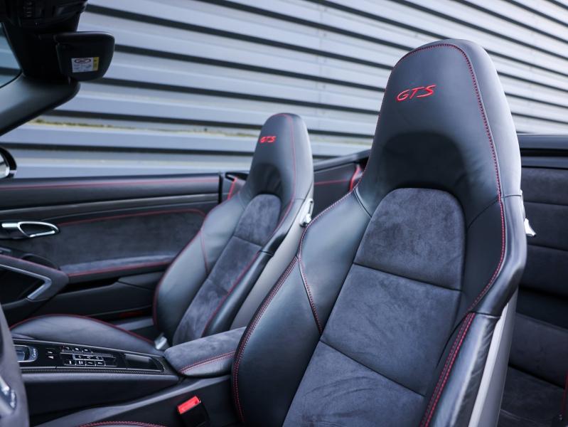 Voitures occasions PORSCHE 911 Cabriolet GTS Villeneuve-d'Ascq