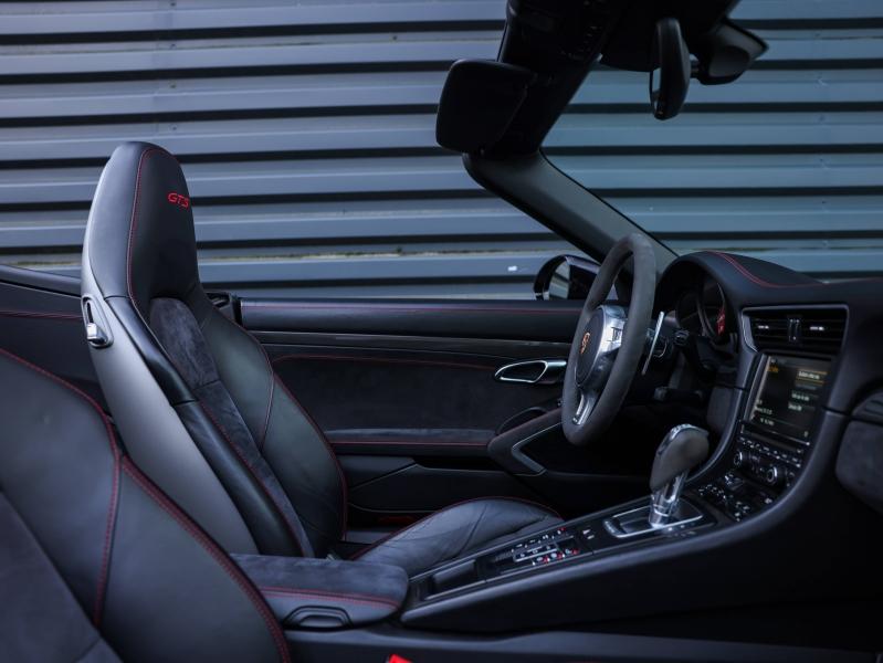 Voitures occasions PORSCHE 911 Cabriolet GTS Villeneuve-d'Ascq