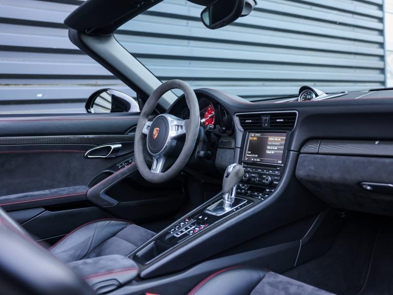 Voitures occasions PORSCHE 911 Cabriolet GTS Villeneuve-d'Ascq