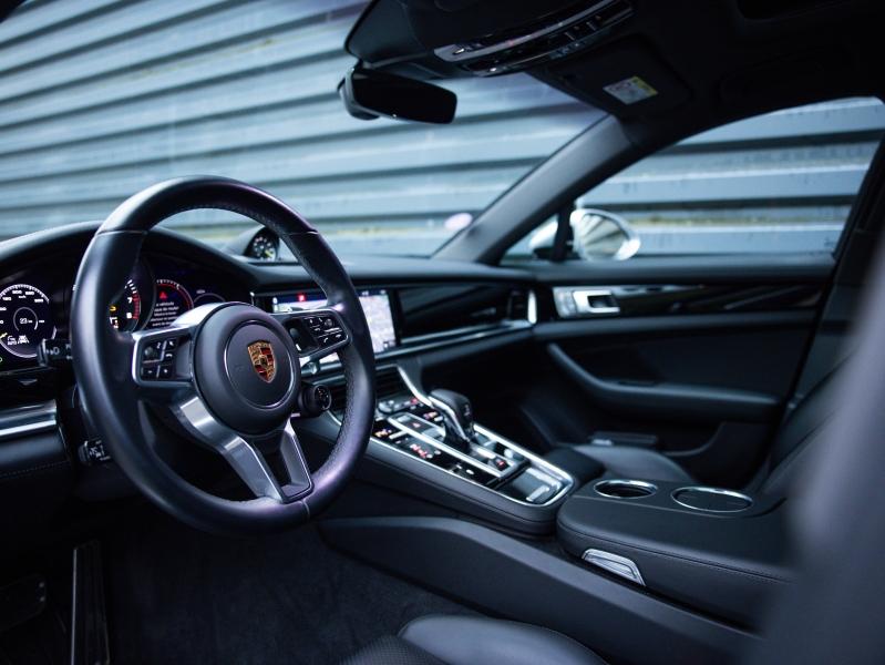 Voitures occasions PORSCHE PANAMERA 4 E-Hybrid Villeneuve-d'Ascq