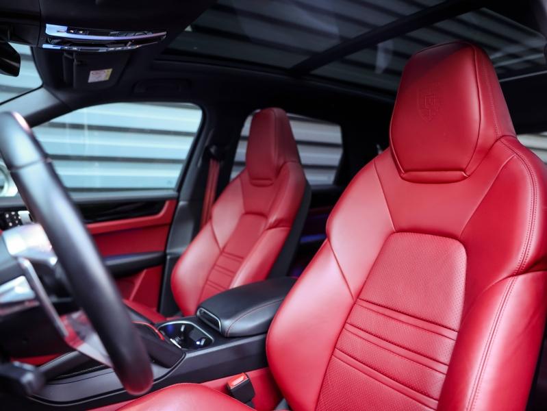 Voitures occasions PORSCHE CAYENNE E-Hybrid Platinum Ed Villeneuve-d'Ascq