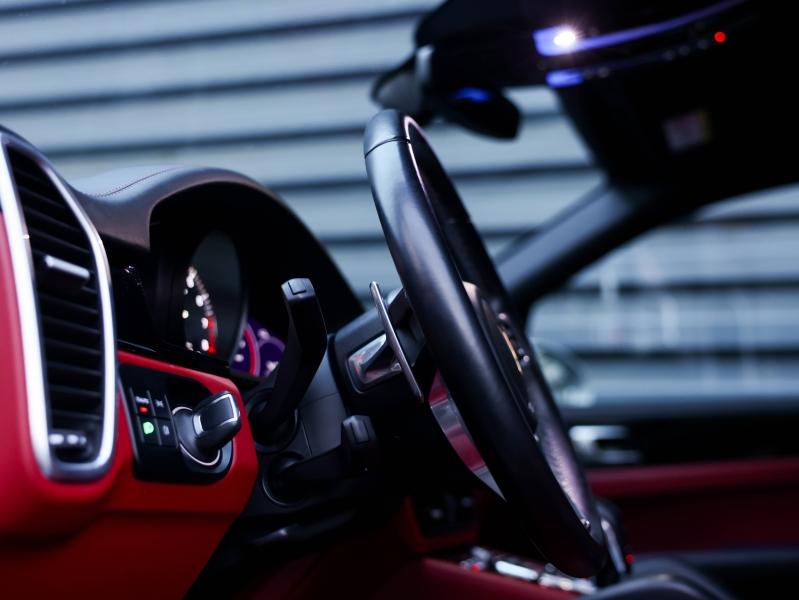 Voitures occasions PORSCHE CAYENNE E-Hybrid Platinum Ed Villeneuve-d'Ascq