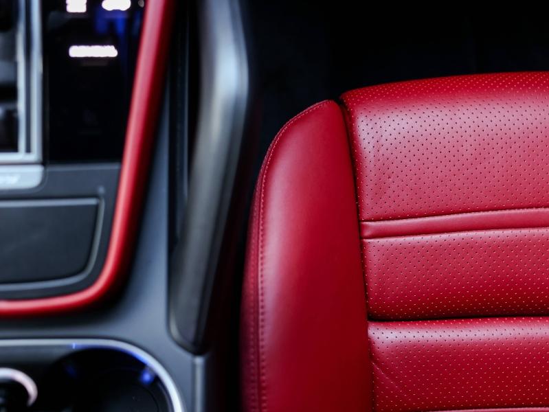 Voitures occasions PORSCHE CAYENNE E-Hybrid Platinum Ed Villeneuve-d'Ascq