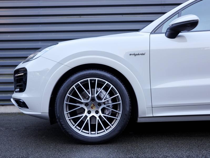 Voitures occasions PORSCHE CAYENNE E-Hybrid Platinum Ed Villeneuve-d'Ascq