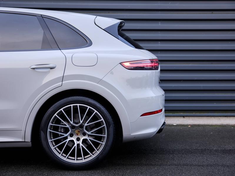 Voitures occasions PORSCHE CAYENNE E-Hybrid Platinum Ed Villeneuve-d'Ascq
