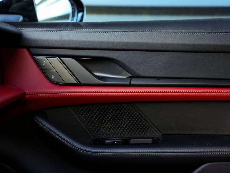 Voitures occasions PORSCHE Taycan Sport Turismo Base Villeneuve-d'Ascq