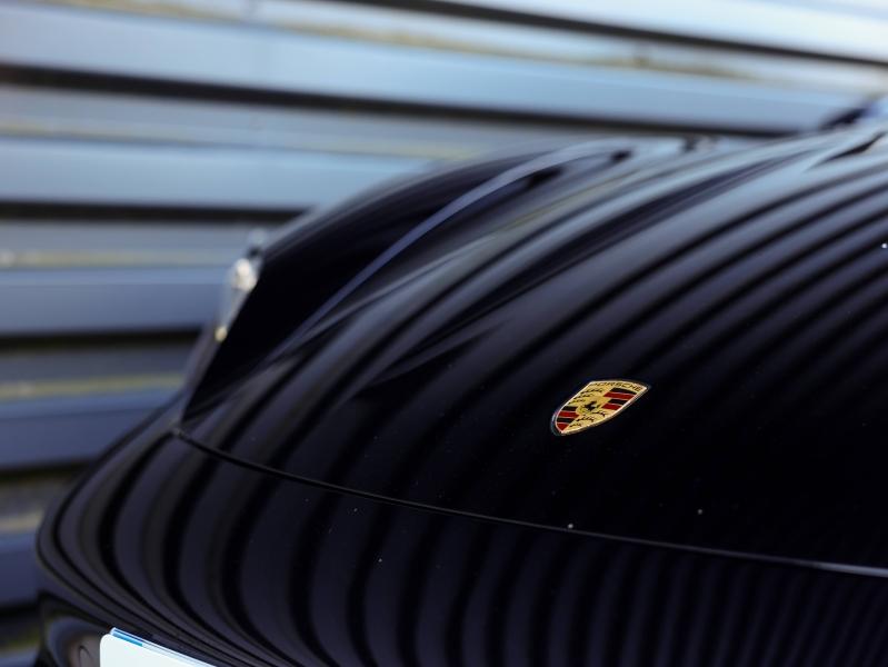 Voitures occasions PORSCHE Taycan Sport Turismo Base Villeneuve-d'Ascq