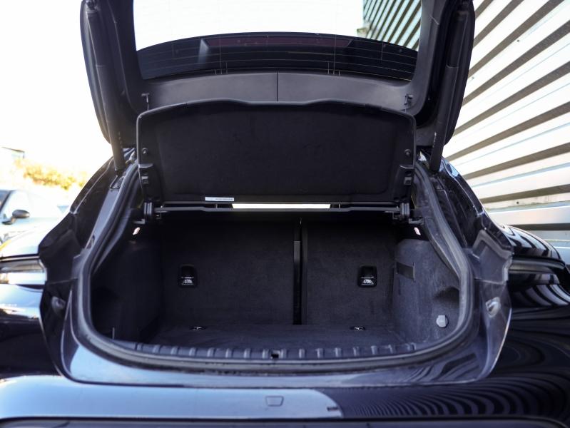 Voitures occasions PORSCHE Taycan Sport Turismo Base Villeneuve-d'Ascq