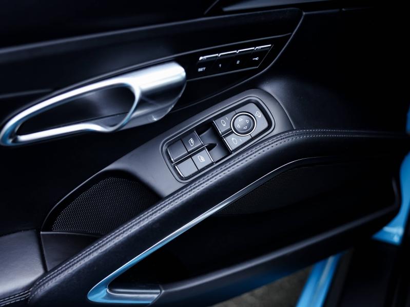 Voitures occasions PORSCHE 911 Coupe Carrera S Villeneuve-d'Ascq