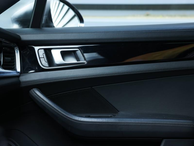 Voitures occasions PORSCHE PANAMERA 4 Villeneuve-d'Ascq