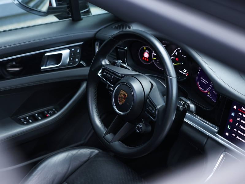 Voitures occasions PORSCHE PANAMERA 4 Villeneuve-d'Ascq