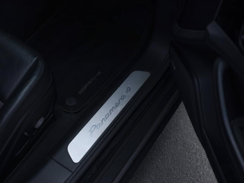 Voitures occasions PORSCHE PANAMERA 4 Villeneuve-d'Ascq