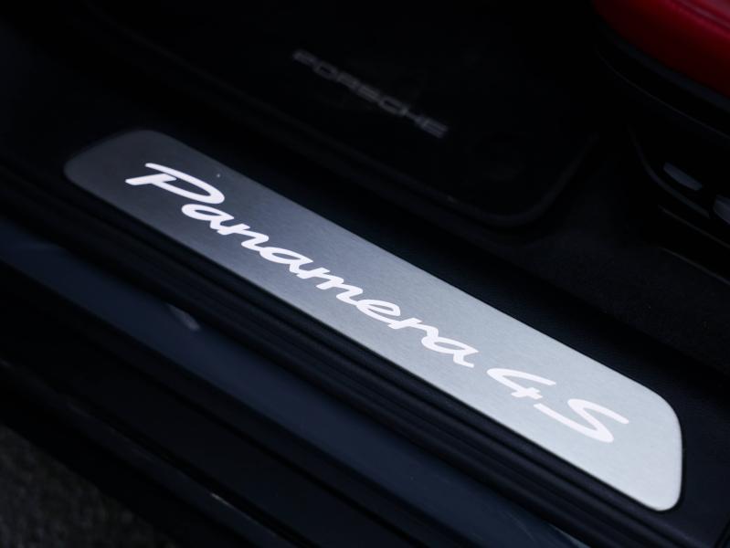 Voitures occasions PORSCHE PANAMERA 4S Villeneuve-d'Ascq