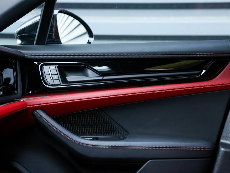 Voitures occasions PORSCHE PANAMERA 4S Villeneuve-d'Ascq