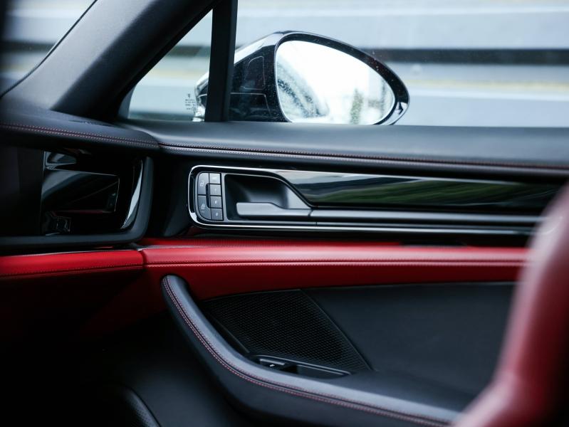 Voitures occasions PORSCHE PANAMERA 4S Villeneuve-d'Ascq