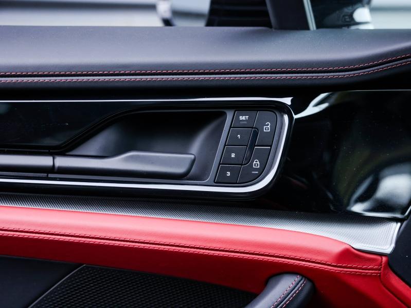 Voitures occasions PORSCHE PANAMERA 4S Villeneuve-d'Ascq