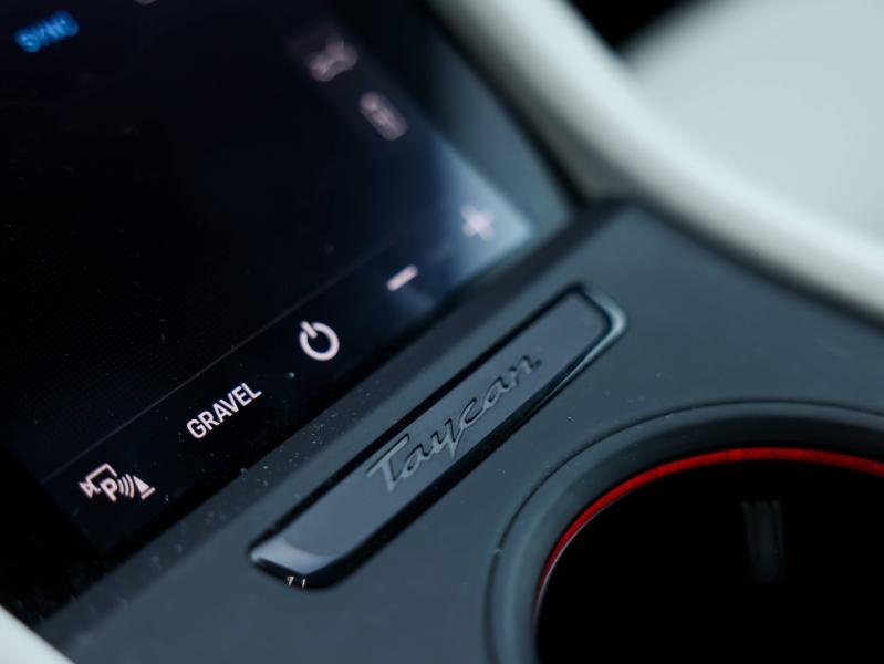 Voitures occasions PORSCHE Taycan Cross Turismo 4 Villeneuve-d'Ascq