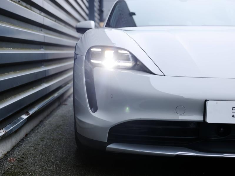 Voitures occasions PORSCHE Taycan Cross Turismo 4 Villeneuve-d'Ascq