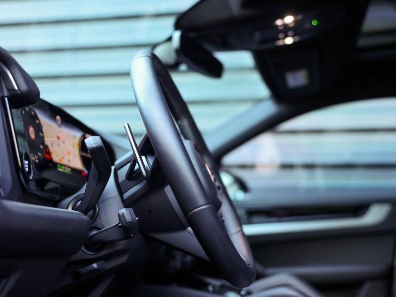 Voitures occasions PORSCHE Cayenne Coupe E-Hybrid Villeneuve-d'Ascq