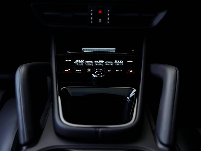 Voitures occasions PORSCHE Cayenne Coupe E-Hybrid Villeneuve-d'Ascq