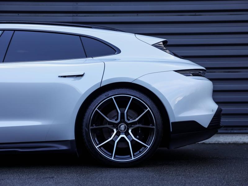 Voitures occasions PORSCHE Taycan Sport Turismo 4S Villeneuve-d'Ascq