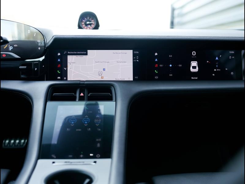 Voitures occasions PORSCHE Taycan Base Villeneuve-d'Ascq