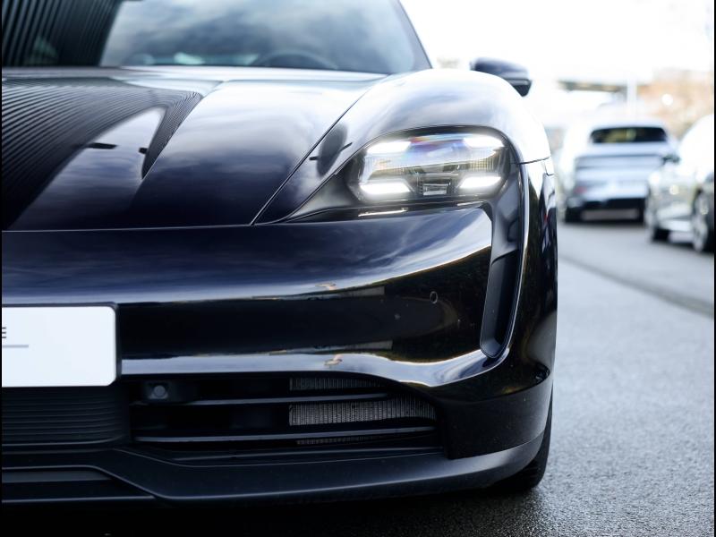 Voitures occasions PORSCHE Taycan Base Villeneuve-d'Ascq
