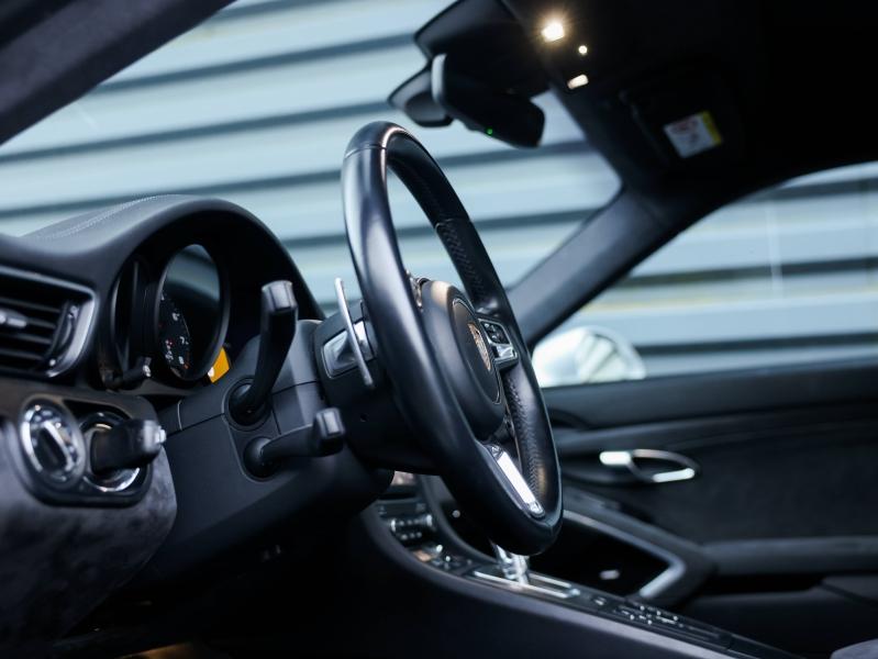 Voitures occasions PORSCHE 911 Coupe Carrera 4 GTS Villeneuve-d'Ascq