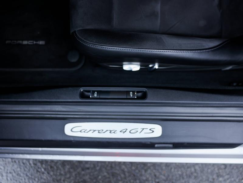 Voitures occasions PORSCHE 911 Coupe Carrera 4 GTS Villeneuve-d'Ascq