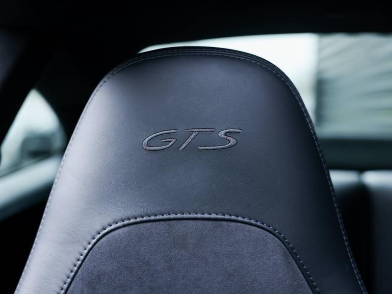 Voitures occasions PORSCHE 911 Coupe Carrera 4 GTS Villeneuve-d'Ascq