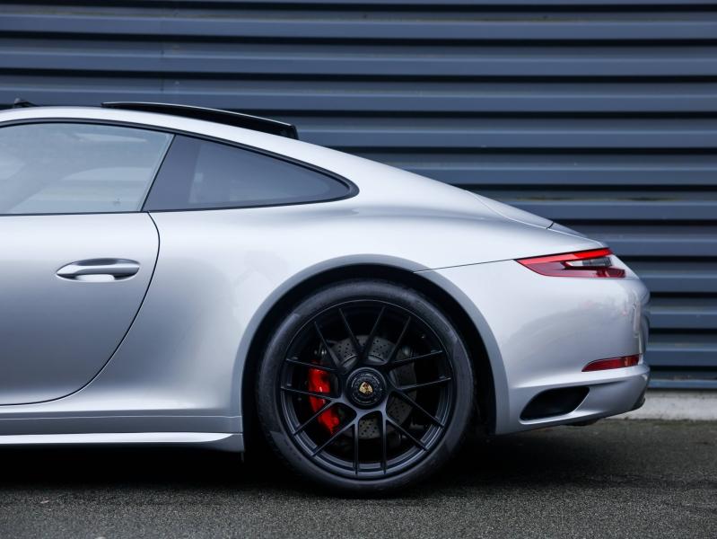 Voitures occasions PORSCHE 911 Coupe Carrera 4 GTS Villeneuve-d'Ascq