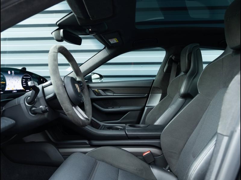 Voitures occasions PORSCHE Taycan Turbo Villeneuve-d'Ascq