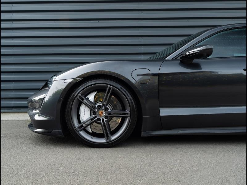 Voitures occasions PORSCHE Taycan Turbo Villeneuve-d'Ascq