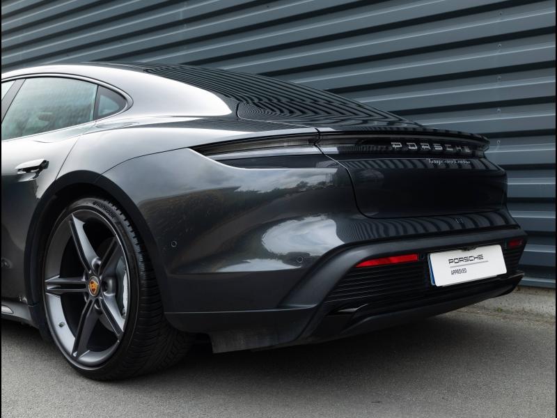 Voitures occasions PORSCHE Taycan Turbo Villeneuve-d'Ascq
