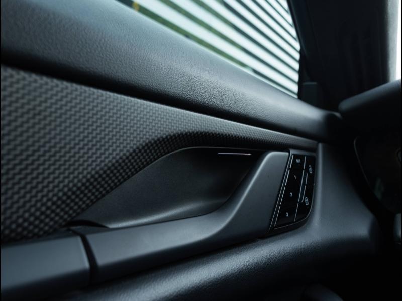 Voitures occasions PORSCHE Taycan Turbo Villeneuve-d'Ascq