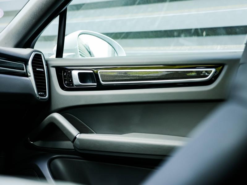 Voitures occasions PORSCHE Cayenne Coupe E-Hybrid Villeneuve-d'Ascq