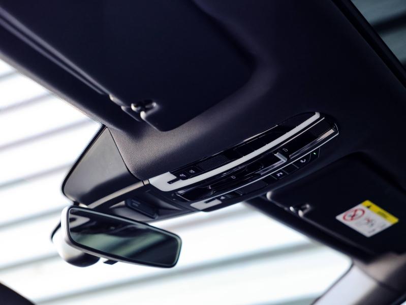 Voitures occasions PORSCHE CAYENNE E-Hybrid Villeneuve-d'Ascq