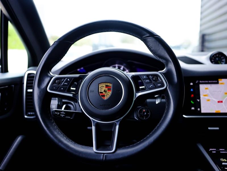 Voitures occasions PORSCHE CAYENNE E-Hybrid Villeneuve-d'Ascq
