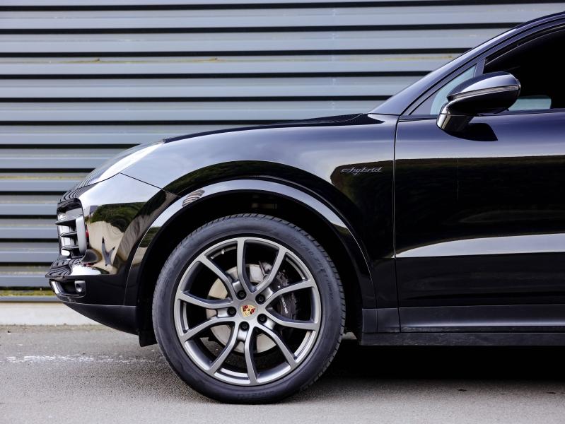 Voitures occasions PORSCHE CAYENNE E-Hybrid Villeneuve-d'Ascq