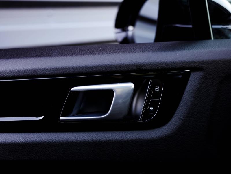 Voitures occasions PORSCHE CAYENNE E-Hybrid Villeneuve-d'Ascq