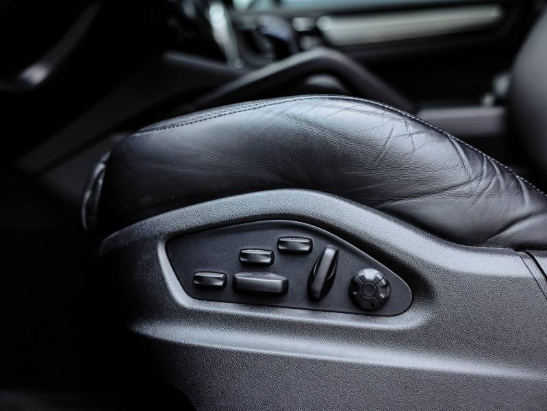 Voitures occasions PORSCHE Cayenne Coupe E-Hybrid Platinum Ed Villeneuve-d'Ascq